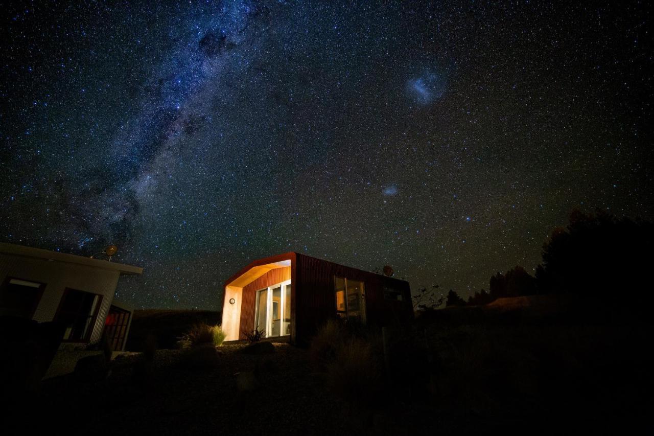 The Red Nest - Lake Tekapo Luaran gambar